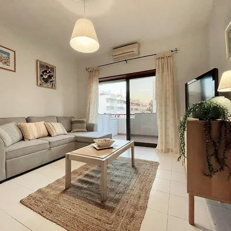 Noosa House * Porches (Algarve)